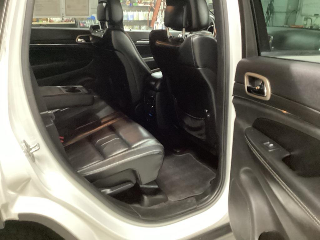 used 2015 Jeep Grand Cherokee car, priced at $16,999