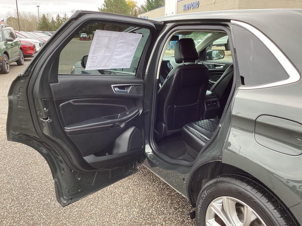 used 2024 Ford Edge car, priced at $32,999