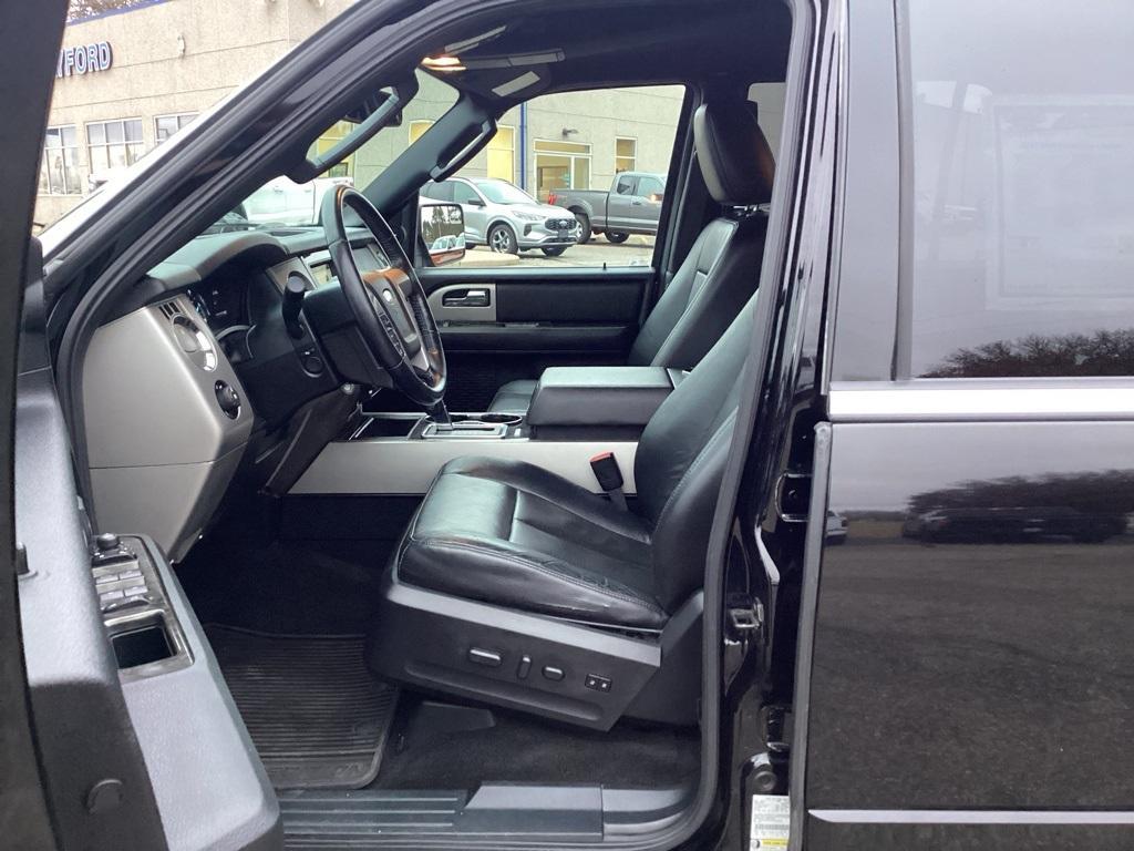 used 2017 Ford Expedition car, priced at $17,999