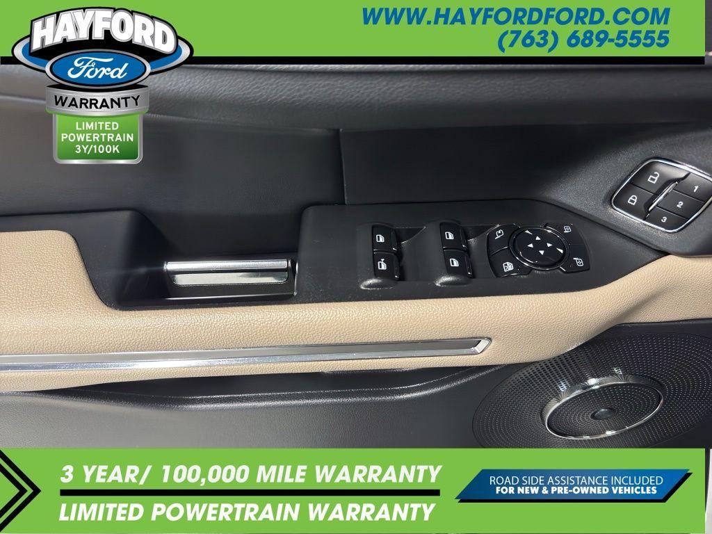 used 2024 Ford Expedition car, priced at $62,999