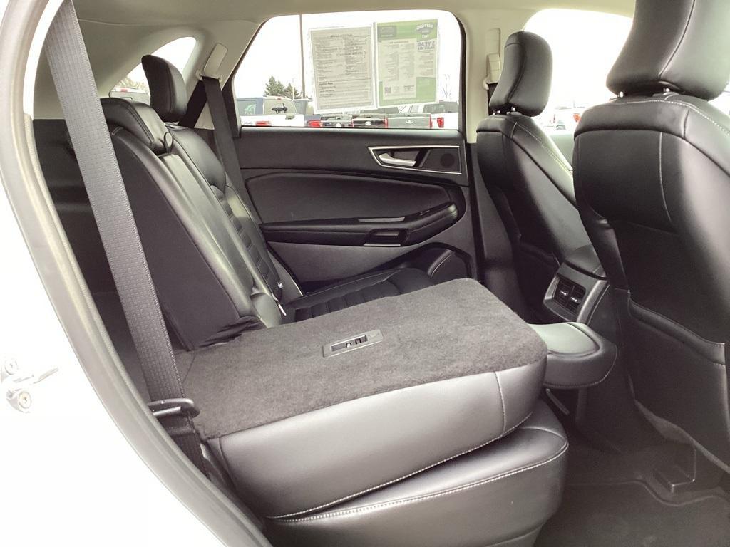 used 2024 Ford Edge car, priced at $26,799