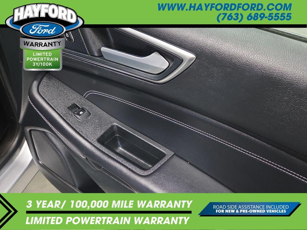 used 2024 Ford Edge car, priced at $30,999