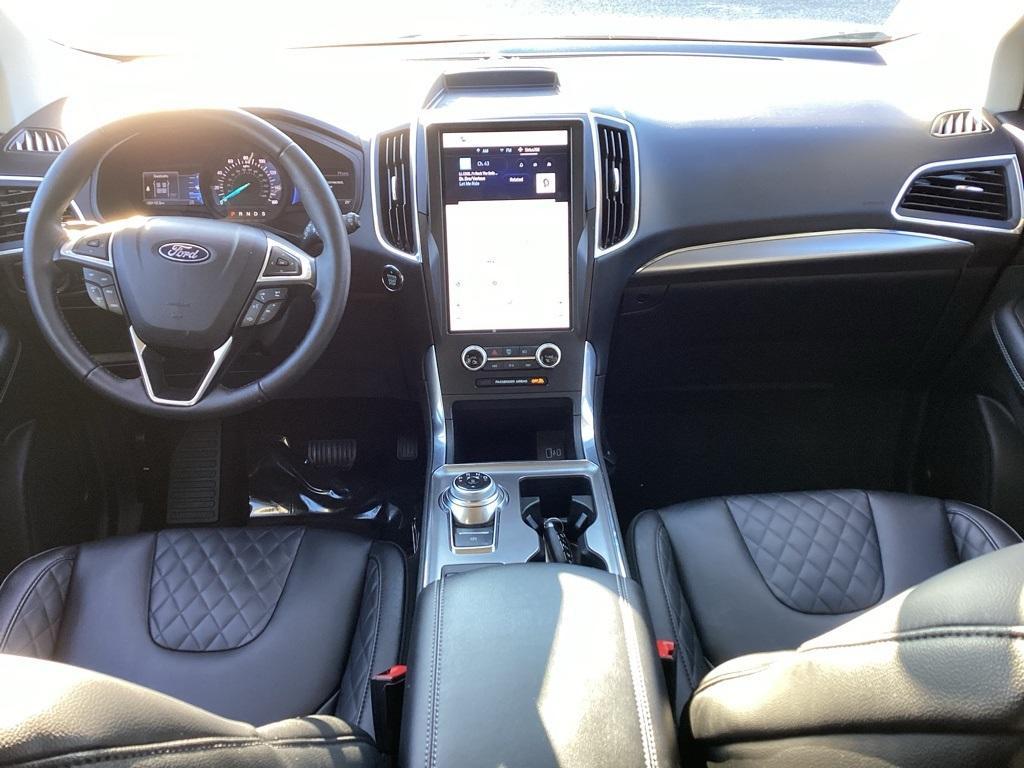 used 2024 Ford Edge car, priced at $32,999