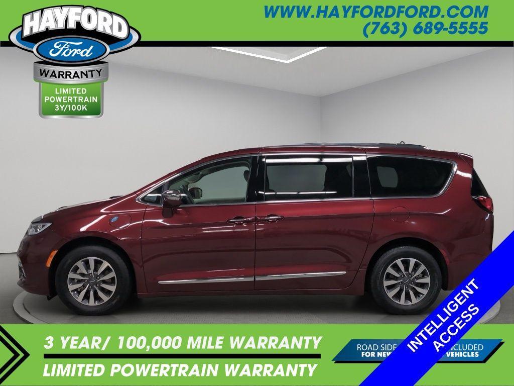 used 2021 Chrysler Pacifica Hybrid car, priced at $28,799
