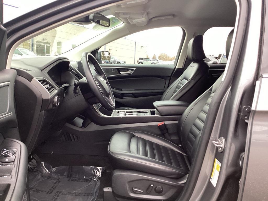 used 2024 Ford Edge car, priced at $26,799