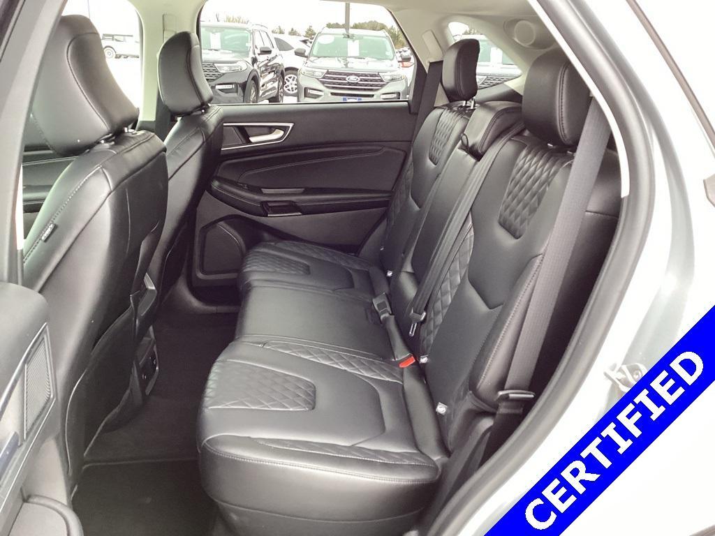 used 2024 Ford Edge car, priced at $32,999