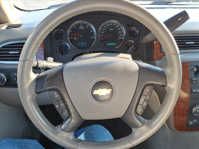 used 2007 Chevrolet Avalanche car, priced at $13,988