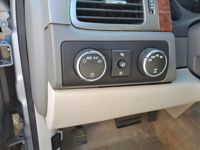 used 2007 Chevrolet Avalanche car, priced at $13,988
