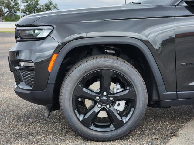 new 2024 Jeep Grand Cherokee car, priced at $40,959