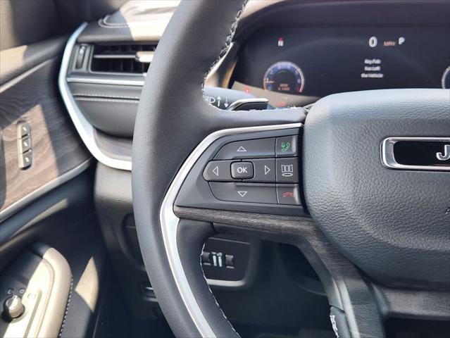 new 2024 Jeep Grand Cherokee car, priced at $42,839