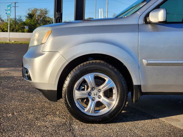 used 2013 Honda Pilot car, priced at $9,995