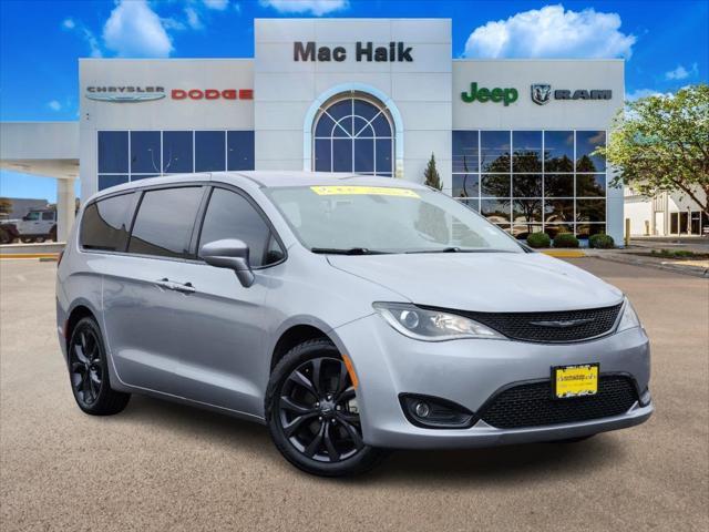 used 2019 Chrysler Pacifica car, priced at $16,788