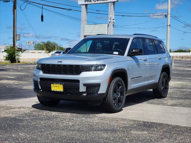 new 2024 Jeep Grand Cherokee L car, priced at $42,581