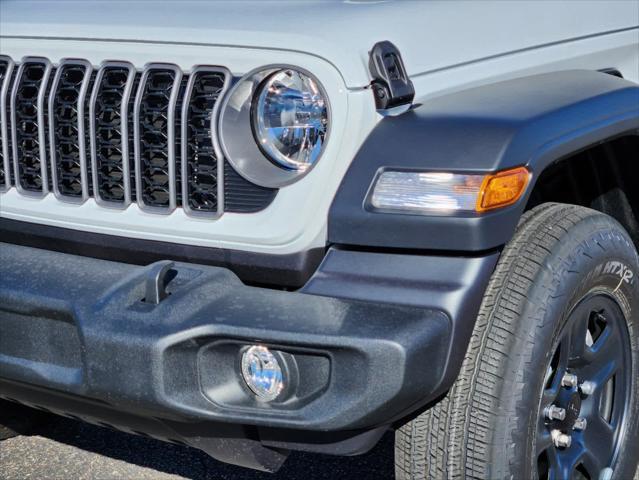 new 2025 Jeep Wrangler car, priced at $40,980