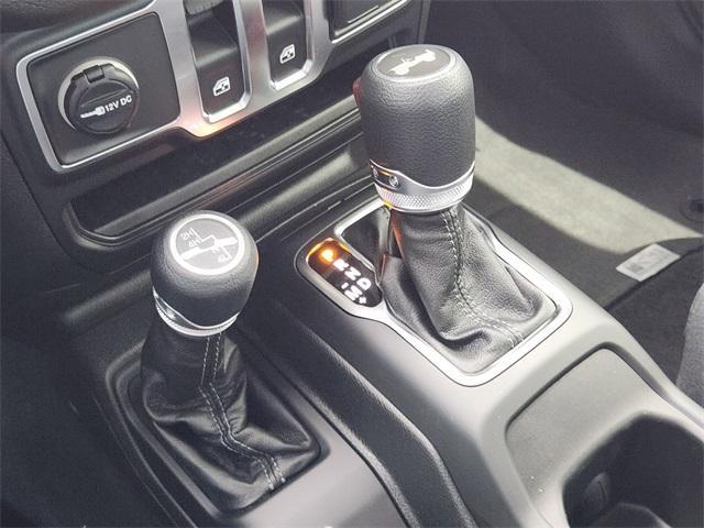 new 2025 Jeep Wrangler car, priced at $34,380