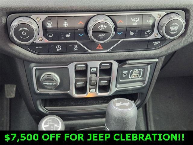 new 2025 Jeep Wrangler car, priced at $44,215