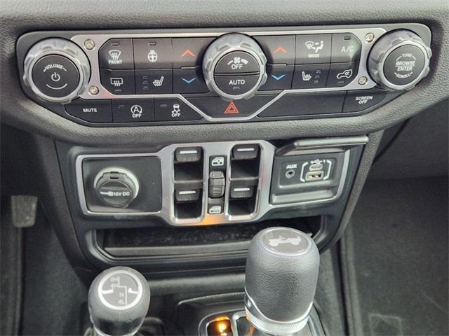 new 2025 Jeep Wrangler car, priced at $44,856