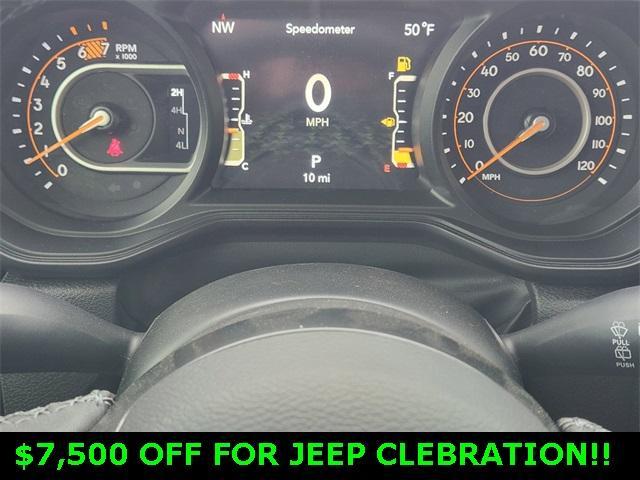 new 2025 Jeep Wrangler car, priced at $44,215