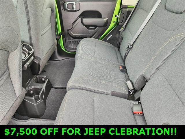 new 2025 Jeep Wrangler car, priced at $44,215