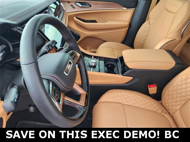 new 2025 Jeep Grand Cherokee car, priced at $59,434