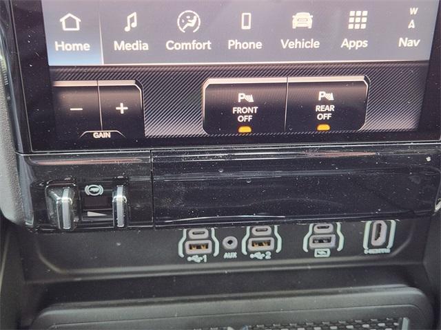 new 2025 Ram 1500 car, priced at $62,536