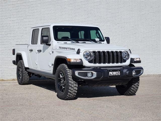 new 2025 Jeep Gladiator car, priced at $46,490