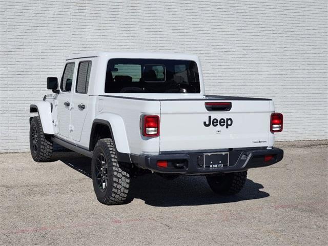 new 2025 Jeep Gladiator car, priced at $46,490