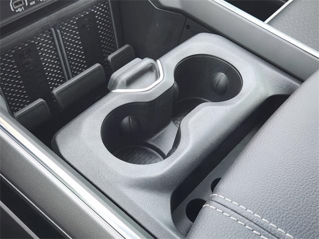 new 2025 Ram 1500 car, priced at $61,606