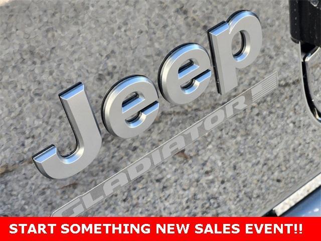 new 2025 Jeep Gladiator car, priced at $42,935