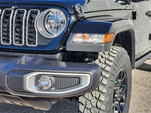 new 2025 Jeep Gladiator car, priced at $47,085