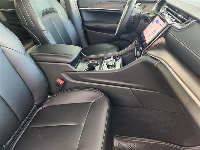 new 2025 Jeep Grand Cherokee car, priced at $47,630