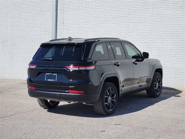 new 2025 Jeep Grand Cherokee car, priced at $47,630