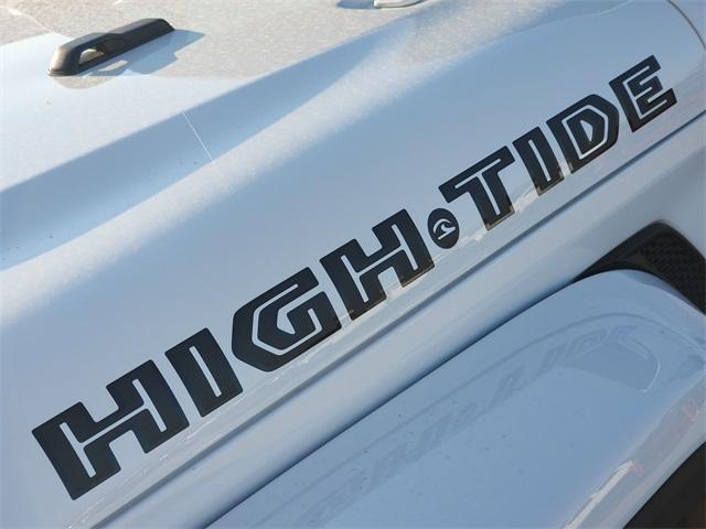 new 2025 Jeep Gladiator car, priced at $45,840