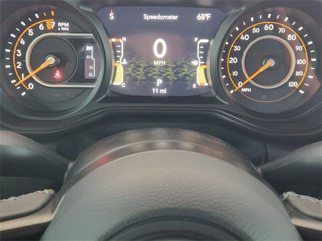 new 2025 Jeep Gladiator car, priced at $45,840