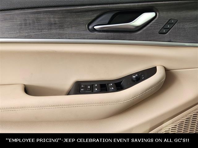 new 2025 Jeep Grand Cherokee car, priced at $47,235
