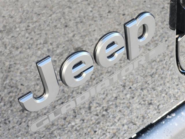 new 2025 Jeep Gladiator car, priced at $41,885