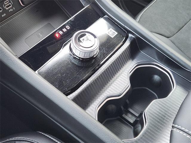 new 2025 Jeep Grand Cherokee car, priced at $40,730