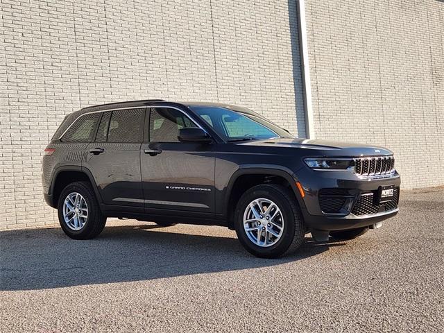new 2025 Jeep Grand Cherokee car, priced at $34,875