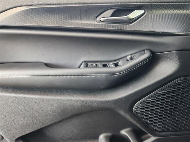 new 2025 Jeep Grand Cherokee car, priced at $34,875