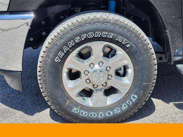 new 2025 Ram 2500 car, priced at $67,565
