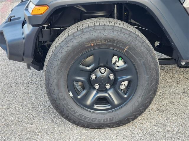 new 2025 Jeep Wrangler car, priced at $38,899