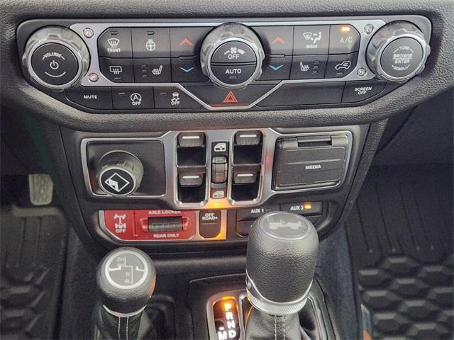 new 2025 Jeep Wrangler car, priced at $47,430