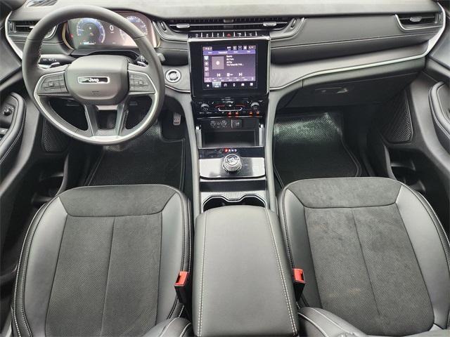 new 2025 Jeep Grand Cherokee car, priced at $36,285