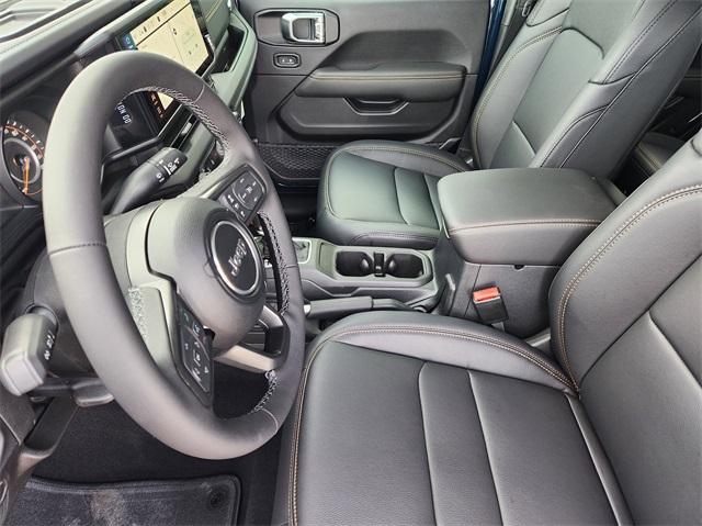 new 2025 Jeep Gladiator car, priced at $45,635
