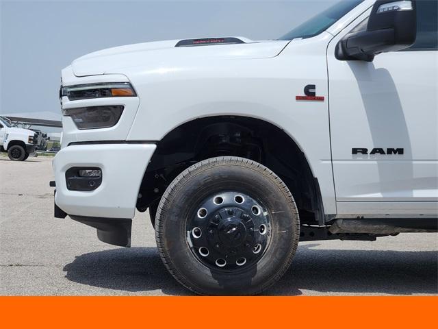new 2025 Ram 3500 car, priced at $81,195