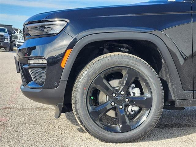 new 2025 Jeep Grand Cherokee car, priced at $48,665