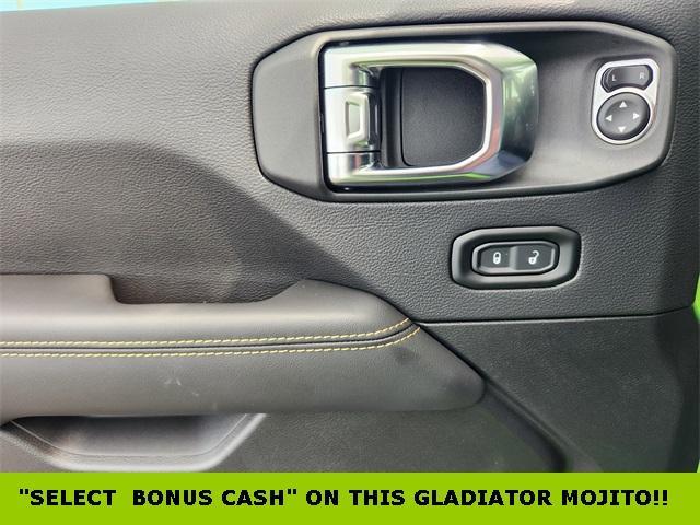 new 2025 Jeep Gladiator car, priced at $42,435