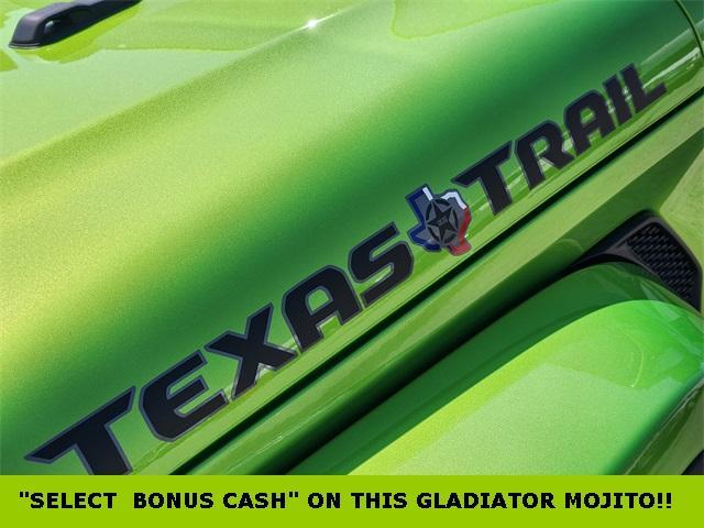 new 2025 Jeep Gladiator car, priced at $42,435