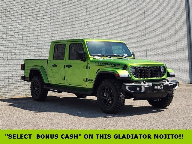 new 2025 Jeep Gladiator car, priced at $42,435