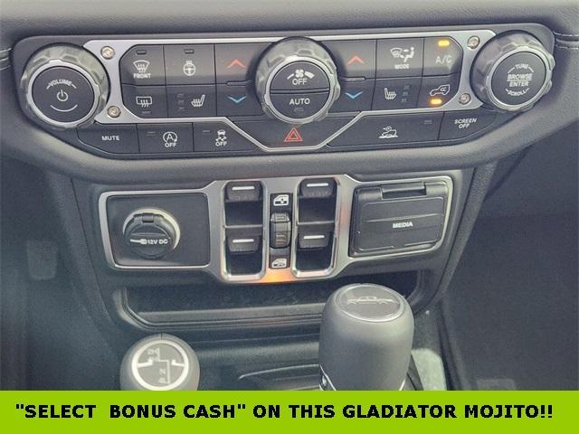 new 2025 Jeep Gladiator car, priced at $42,435